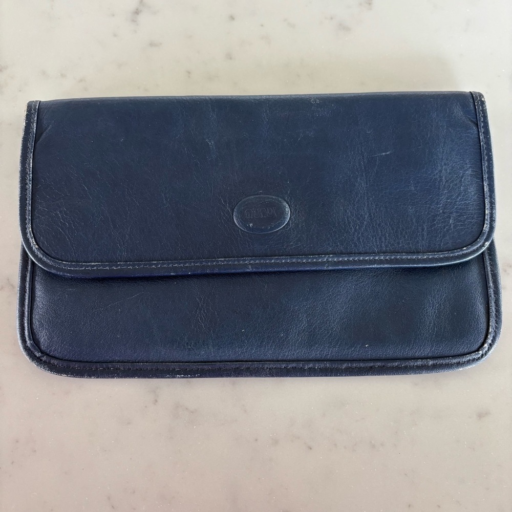 Mundi‎ Leather Clutch
